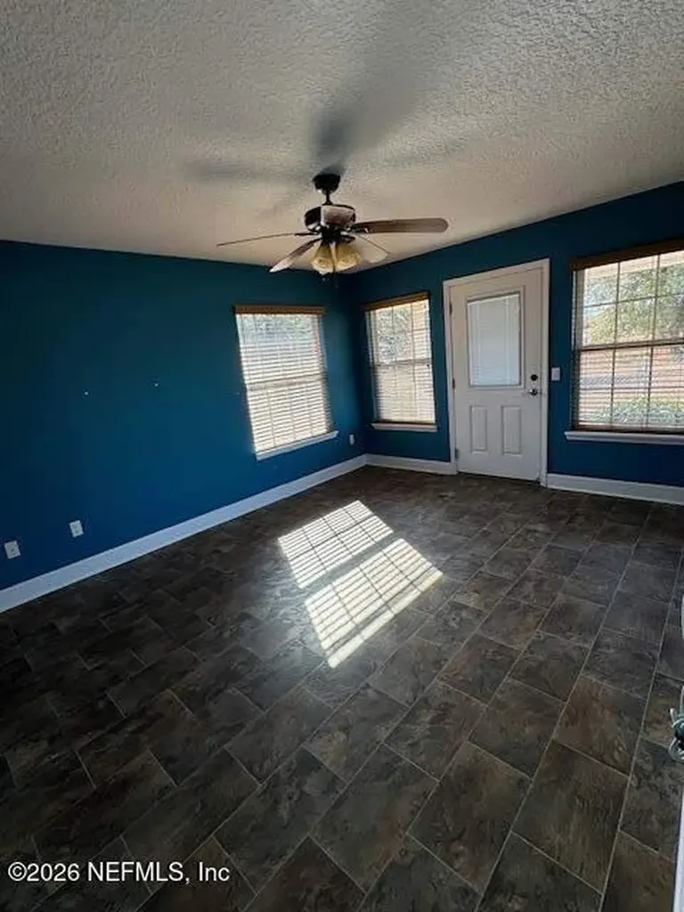 18100 Crews Road Glen St. Mary FL 32040