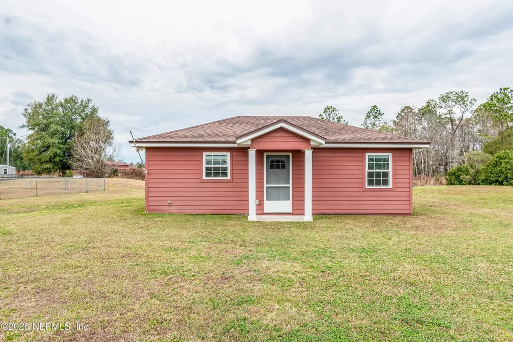 18100 Crews Road Glen St. Mary FL 32040