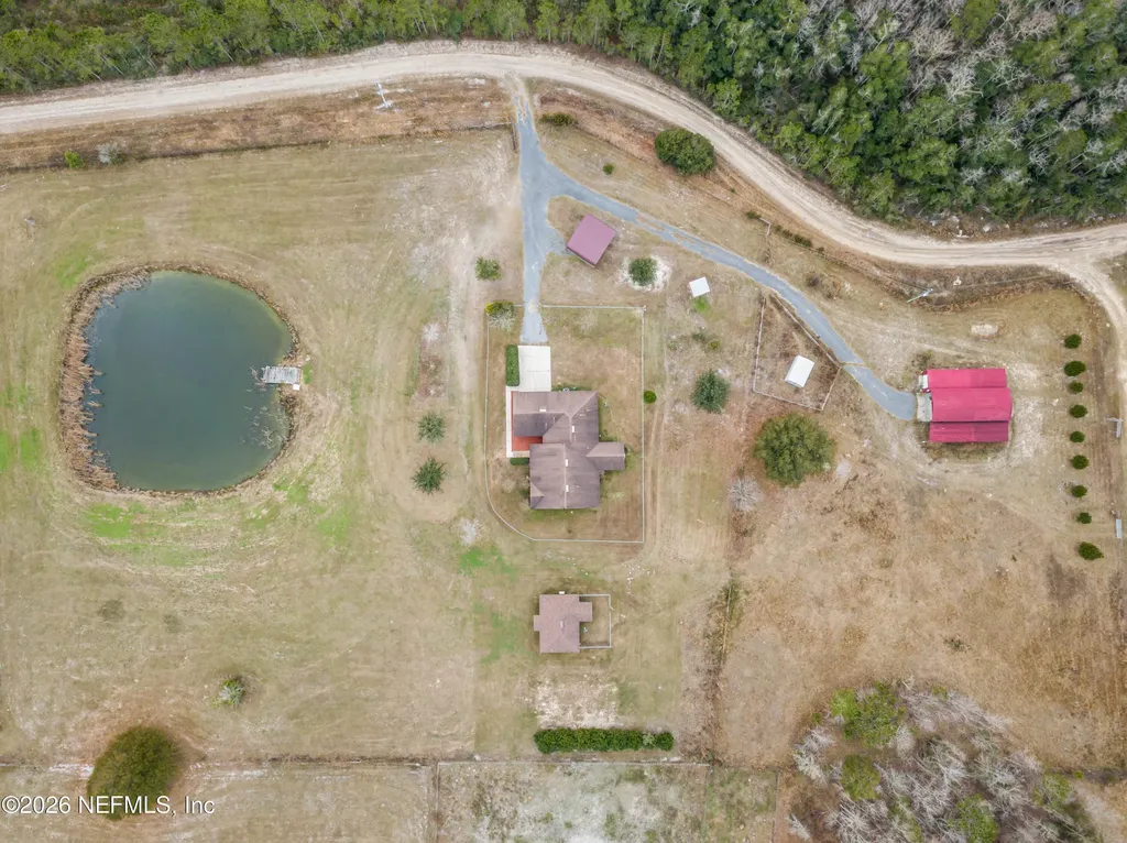 18100 Crews Road Glen St. Mary FL 32040