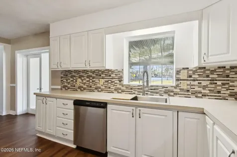 2574 Lake Shore Boulevard Jacksonville FL 32210