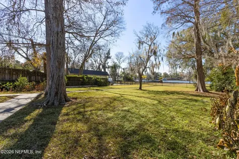 2574 Lake Shore Boulevard Jacksonville FL 32210