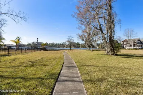 2574 Lake Shore Boulevard Jacksonville FL 32210