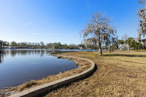 2574 Lake Shore Boulevard Jacksonville FL 32210