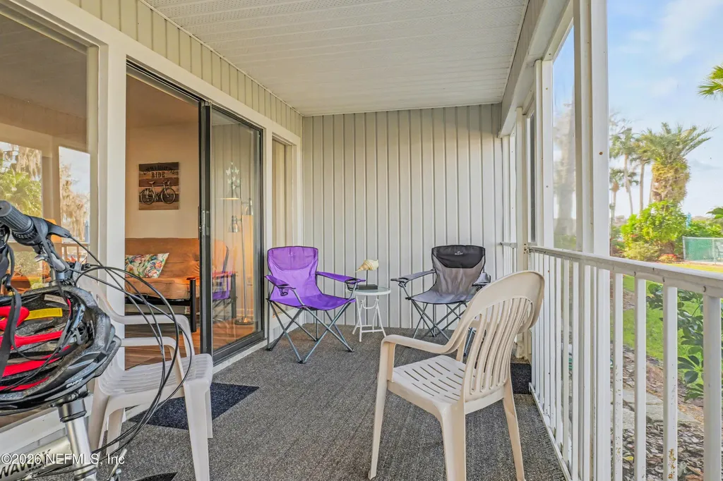 115 River Bend Place Welaka FL 32193