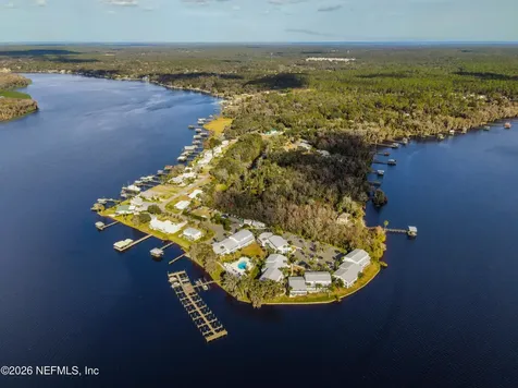 115 River Bend Place Welaka FL 32193