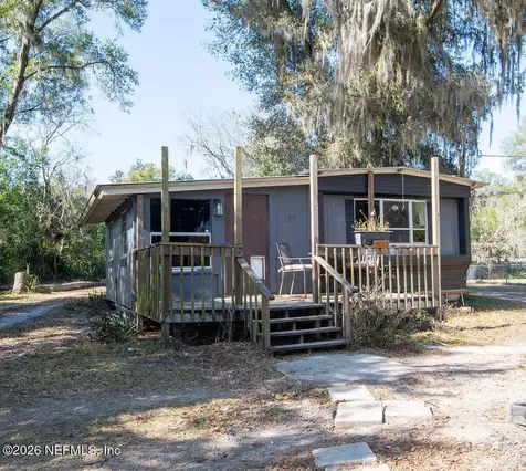 109 Lake Ida Point Drive Interlachen FL 32148