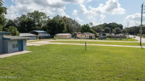 775-803 Eastport Road Jacksonville FL 32218