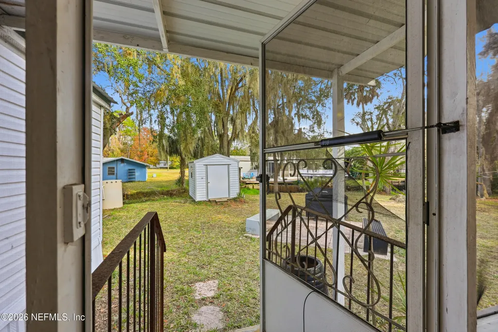 143 S Lake George Drive Georgetown FL 32139