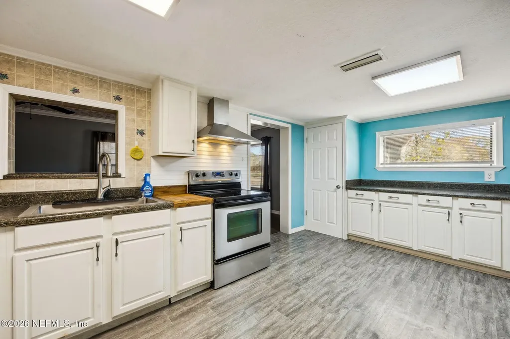 8117 NW County Road Starke FL 32091