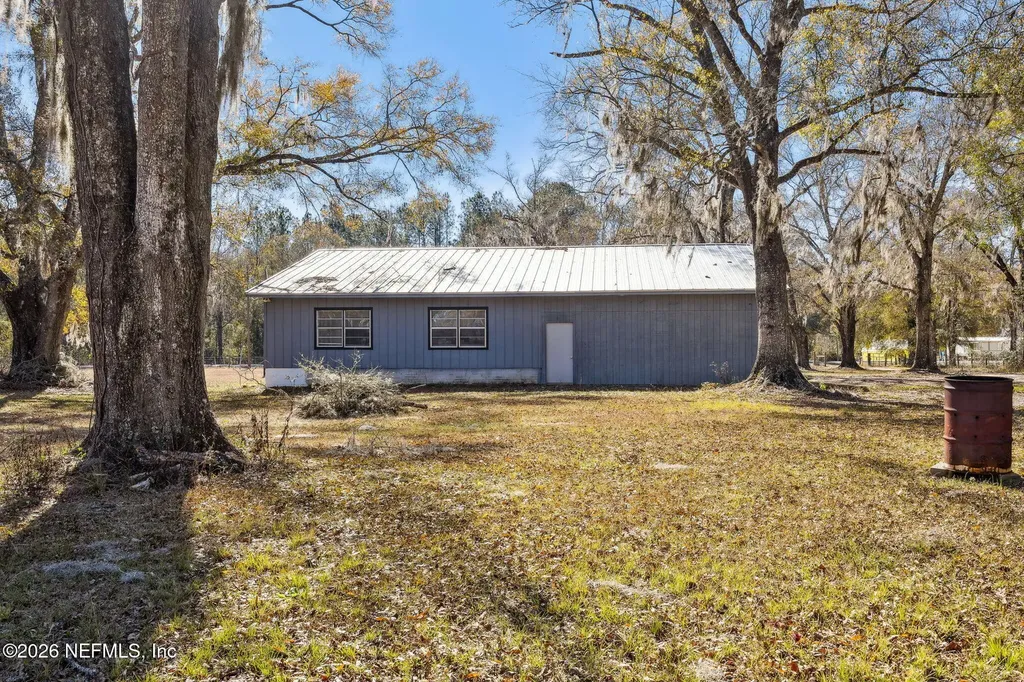 8117 NW County Road Starke FL 32091