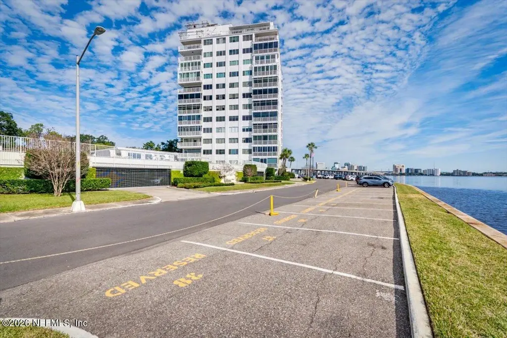 1560 Lancaster Terrace Jacksonville FL 32204