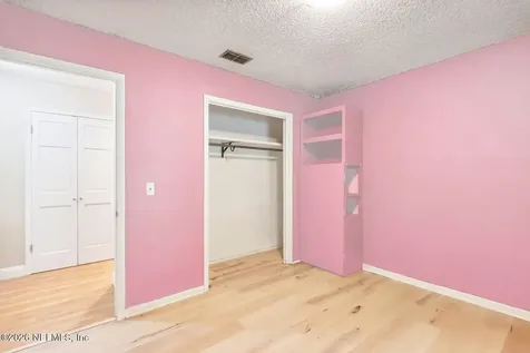 7252 Holiday Hill Court Jacksonville FL 32216