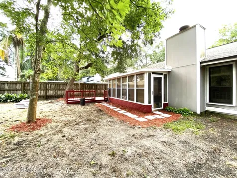 7252 Holiday Hill Court Jacksonville FL 32216