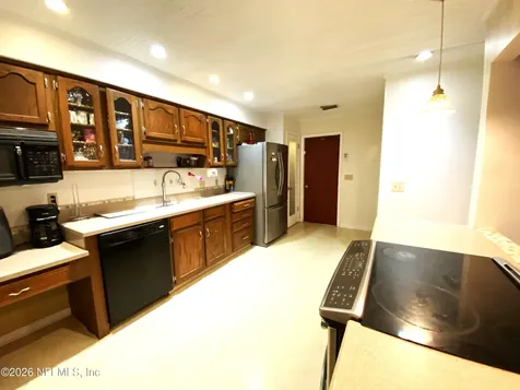 7252 Holiday Hill Court Jacksonville FL 32216