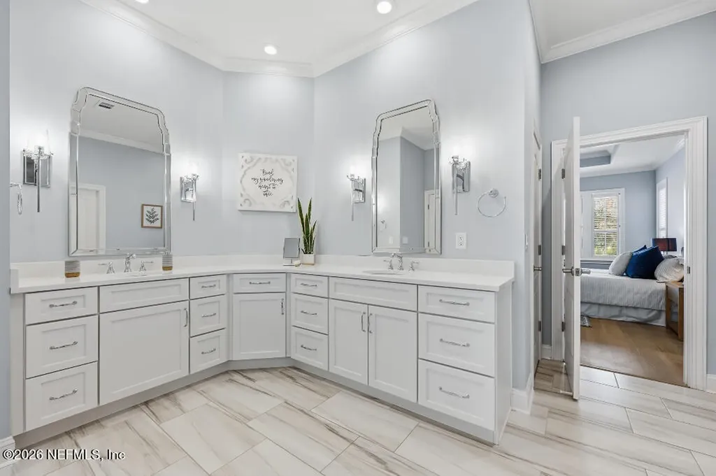 7956 Hollyridge Road Jacksonville FL 32256