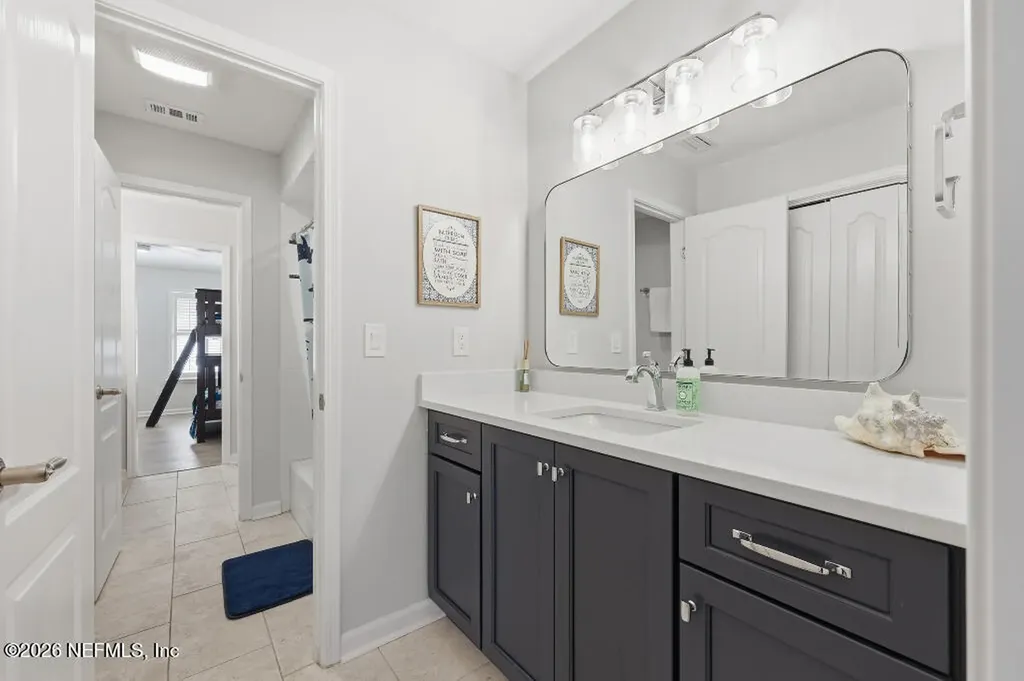 7956 Hollyridge Road Jacksonville FL 32256