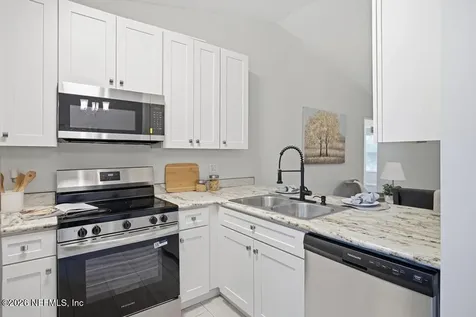 10718 Meadowlea Drive Jacksonville FL 32218
