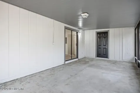 10718 Meadowlea Drive Jacksonville FL 32218