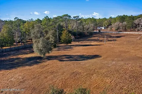 5551 NE 106 Court Bronson FL 32621