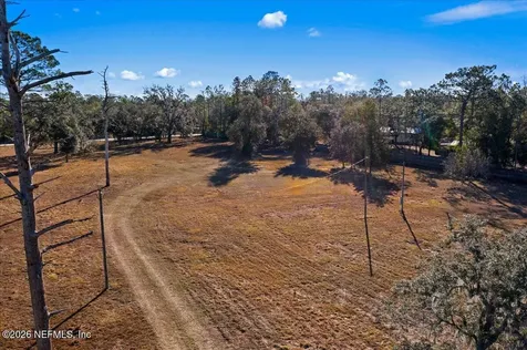 5551 NE 106 Court Bronson FL 32621