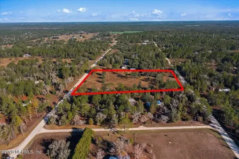 5551 NE 106 Court Bronson FL 32621