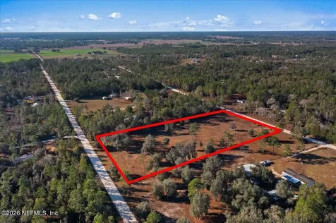 5551 NE 106 Court Bronson FL 32621