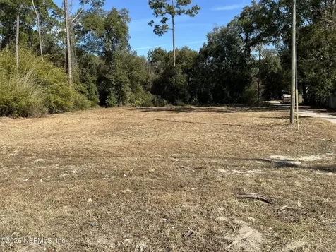 476 N Highway 17 Highway Palatka FL 32177