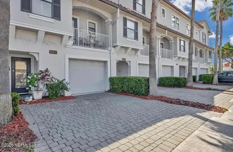 905 2nd Street N Jacksonville Beach FL 32250