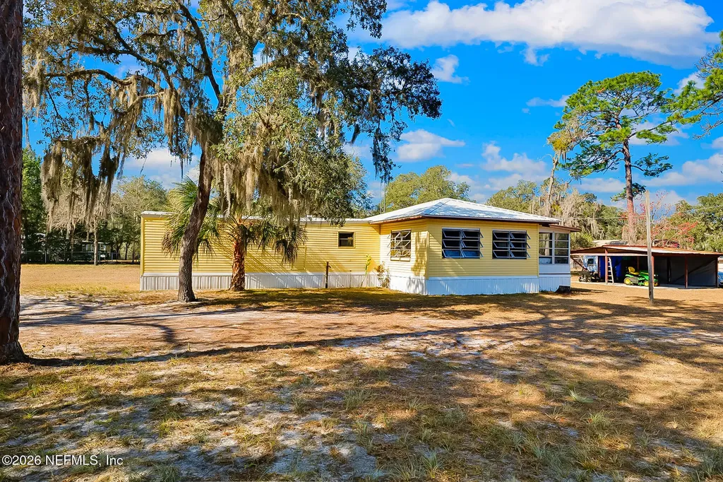 123 Miller Road Pomona Park FL 32181