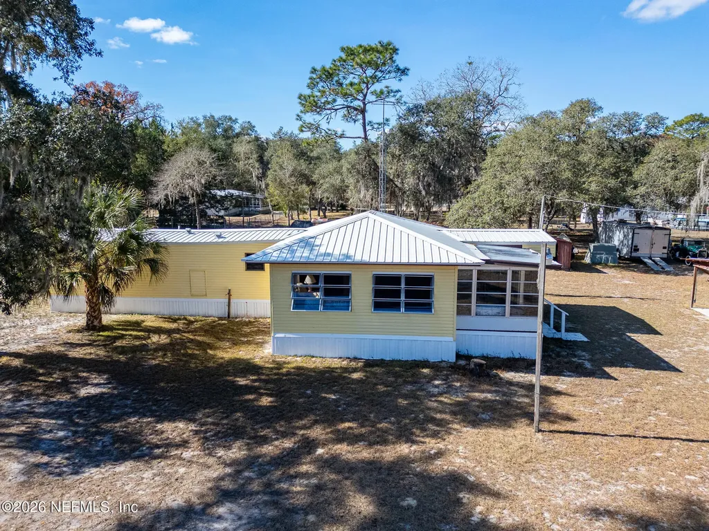 123 Miller Road Pomona Park FL 32181