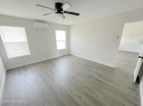 1843 W 10th Street Jacksonville FL 32209