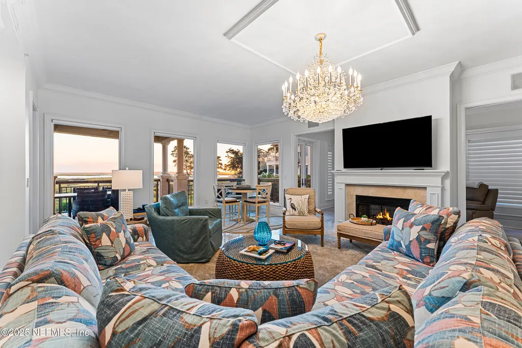 5025 1st Coast Highway Fernandina Beach FL 32034