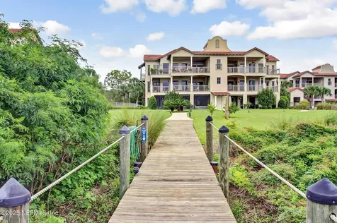 5025 1st Coast Highway Fernandina Beach FL 32034