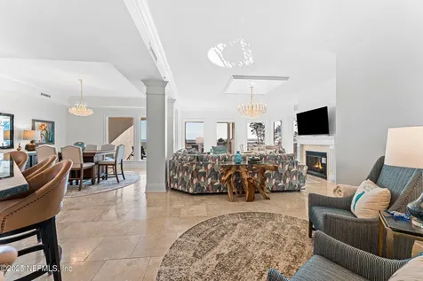 5025 1st Coast Highway Fernandina Beach FL 32034