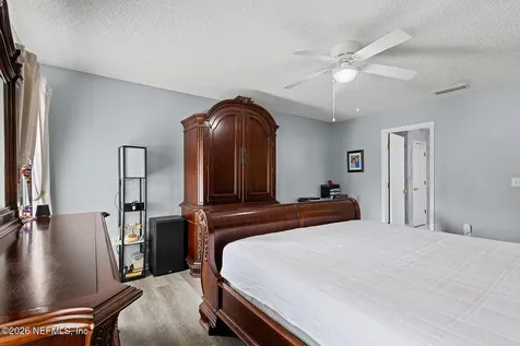 1134 Autumn Point Court Jacksonville FL 32218