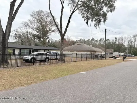 36 Velvet Drive Jacksonville FL 32220