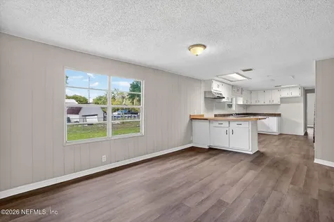 160 SW 9th Avenue Lake Butler FL 32054