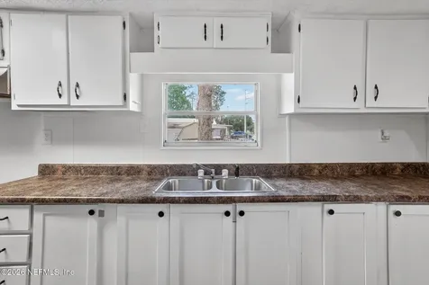 160 SW 9th Avenue Lake Butler FL 32054