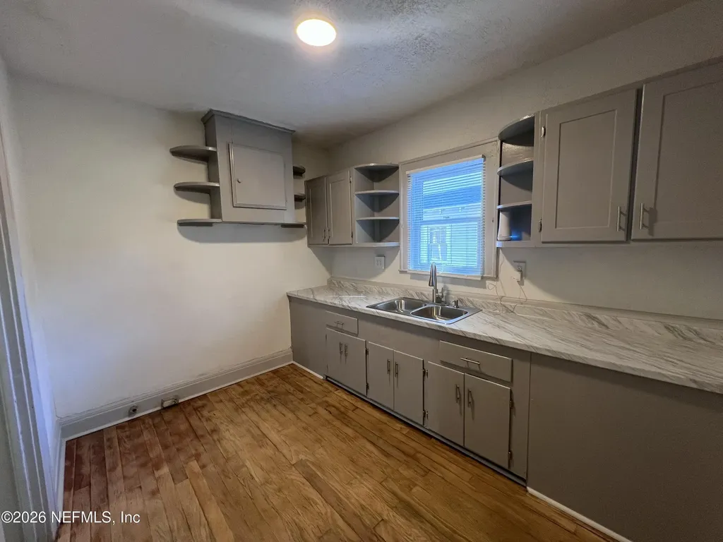 606 E 60th Street Jacksonville FL 32208
