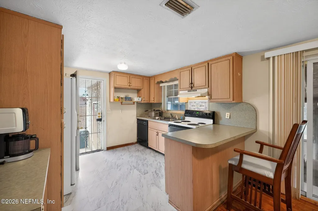 8834 Camphor Drive Jacksonville FL 32208