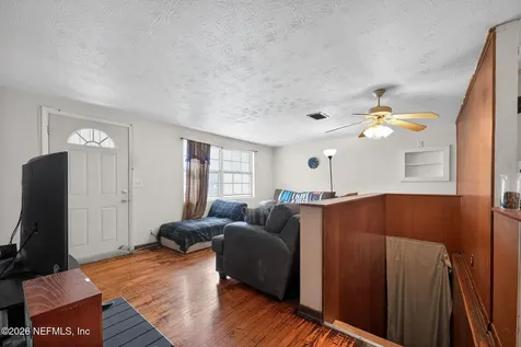 8834 Camphor Drive Jacksonville FL 32208
