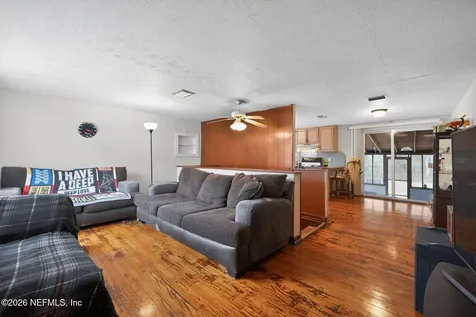 8834 Camphor Drive Jacksonville FL 32208