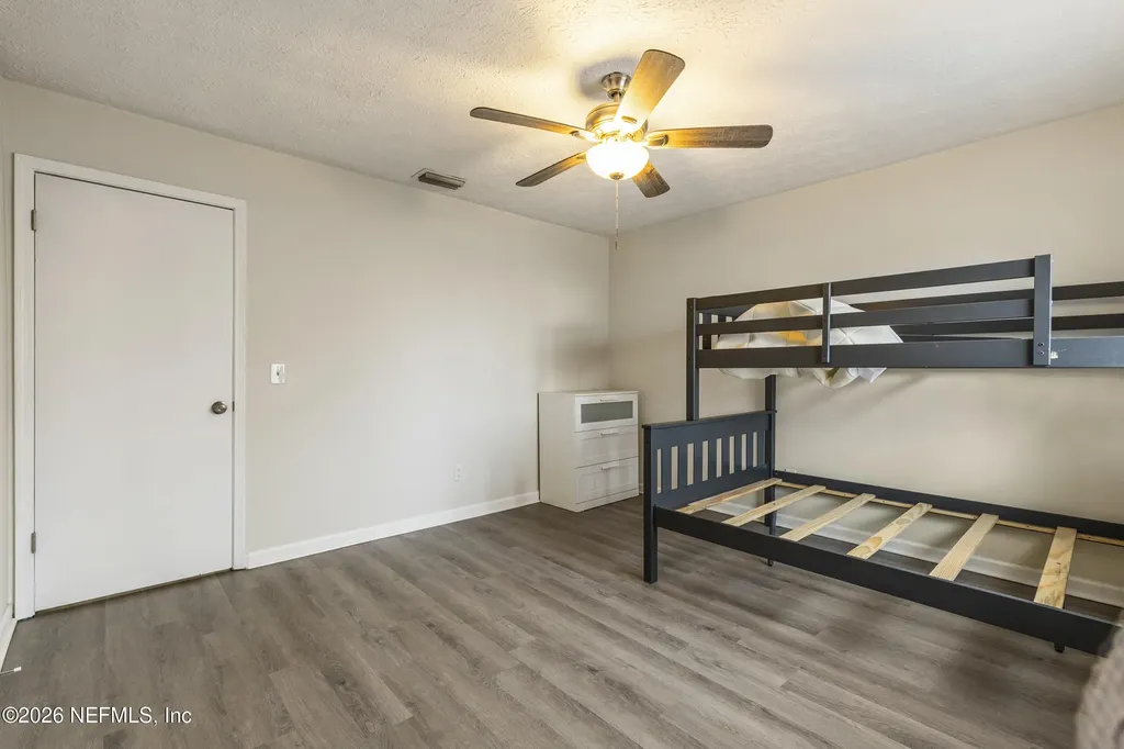 4955 Knightsbridge Circle N Jacksonville FL 32244