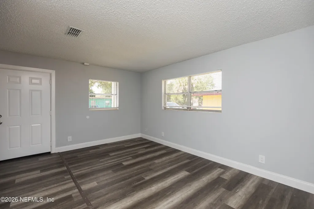 2255 W 13th Street Jacksonville FL 32209