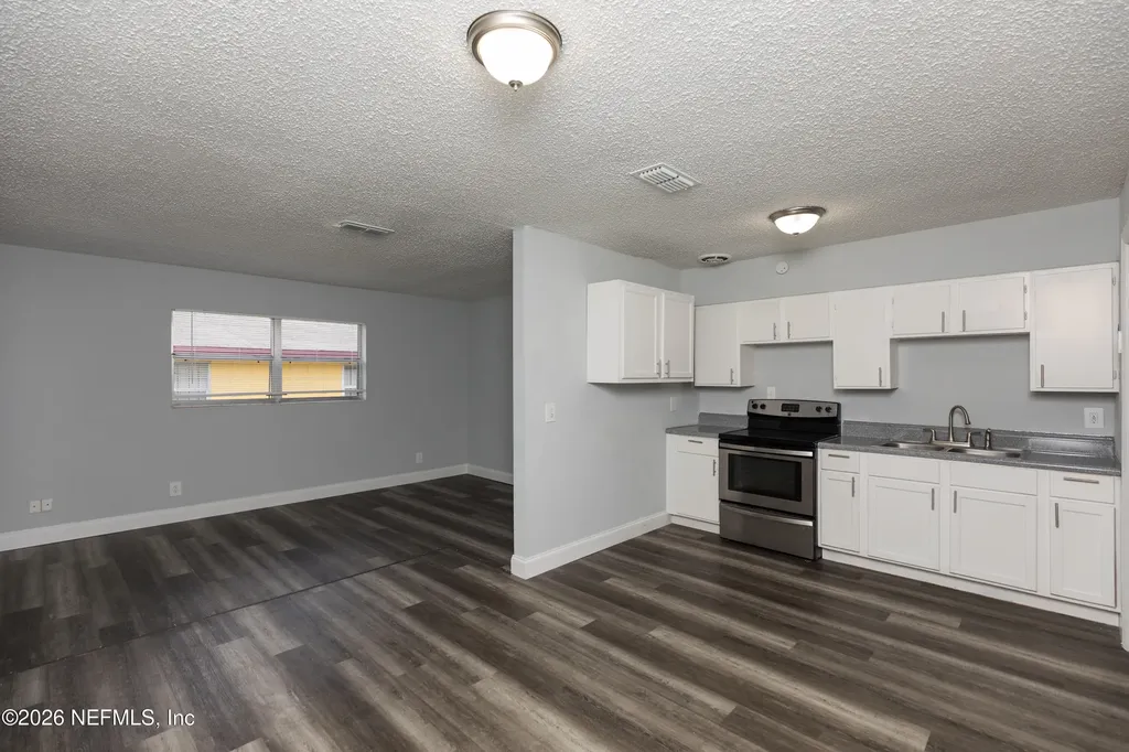 2255 W 13th Street Jacksonville FL 32209