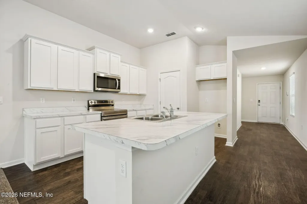 2730 Oak Stream Drive Green Cove Springs FL 32043