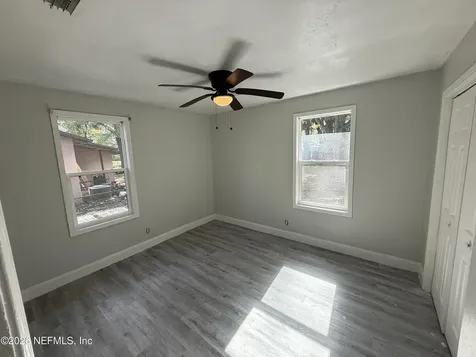 2050 W 40th Street Jacksonville FL 32209