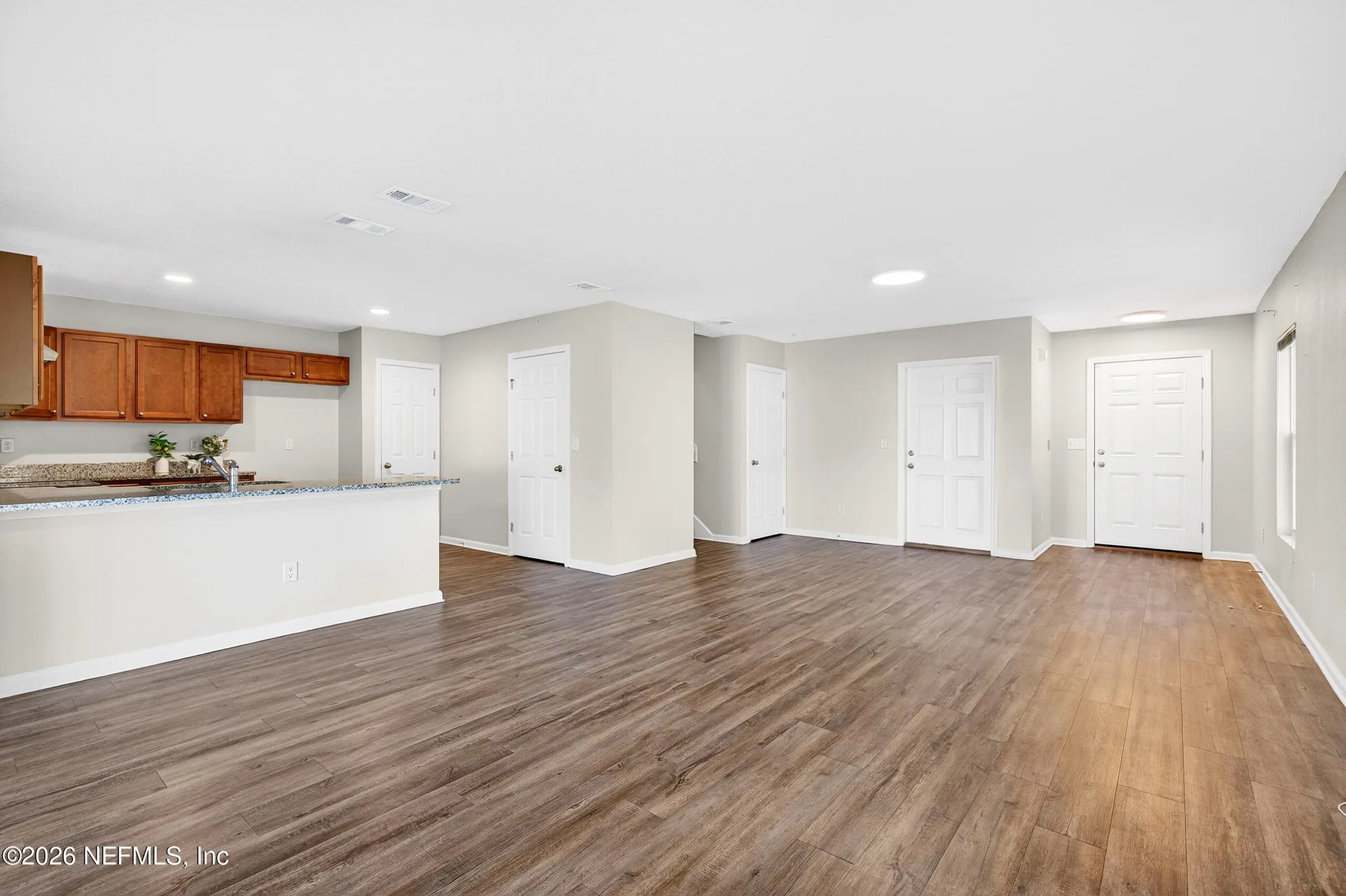 8043 Stuart Avenue Jacksonville FL 32220