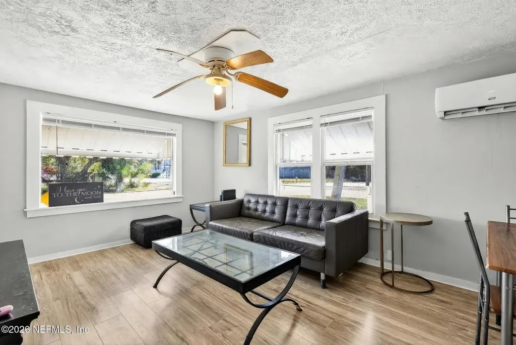 5021 Shannon Avenue Jacksonville FL 32254