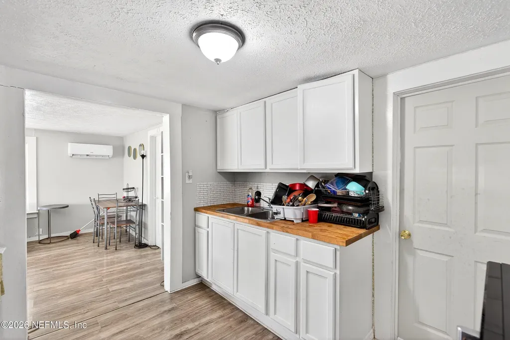5021 Shannon Avenue Jacksonville FL 32254